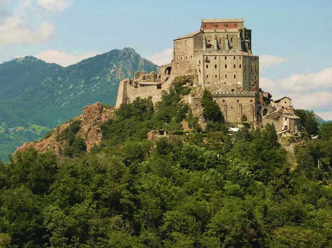 Sacra di San Michele and Avigliana Private Tour from Milan with Lunch