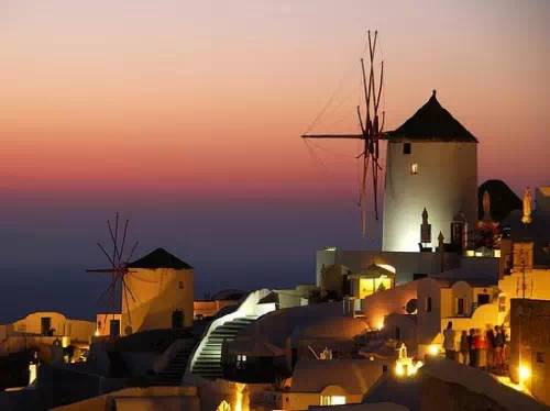 Santorini 4-Day Stay from Athens with Accommodations