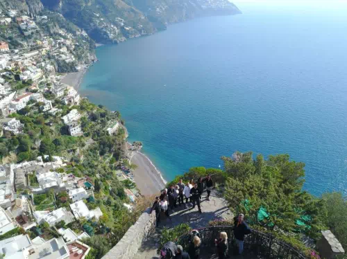 Amalfi Coast Tour from Naples with Ravello Visit and Optional Boat Cruise