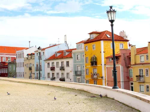 Best of Lisbon Walking Tour with Tapas and Wine Tasting