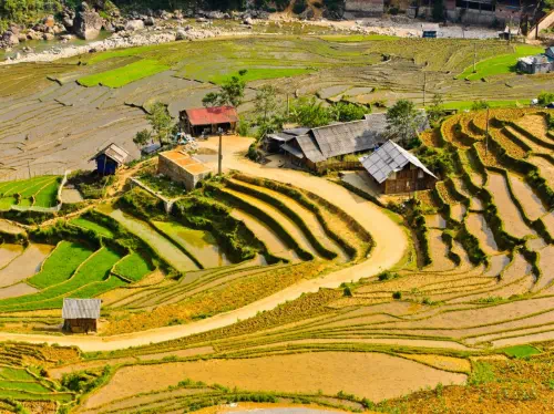 Five-Day Private Sapa Journey from Hanoi with English-Speaking Guide