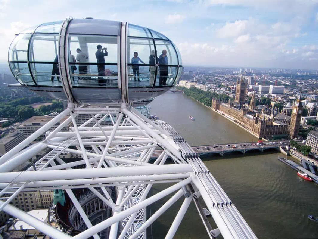 London Eye Ticket and Thames River Cruise with 4D Cinema Experience