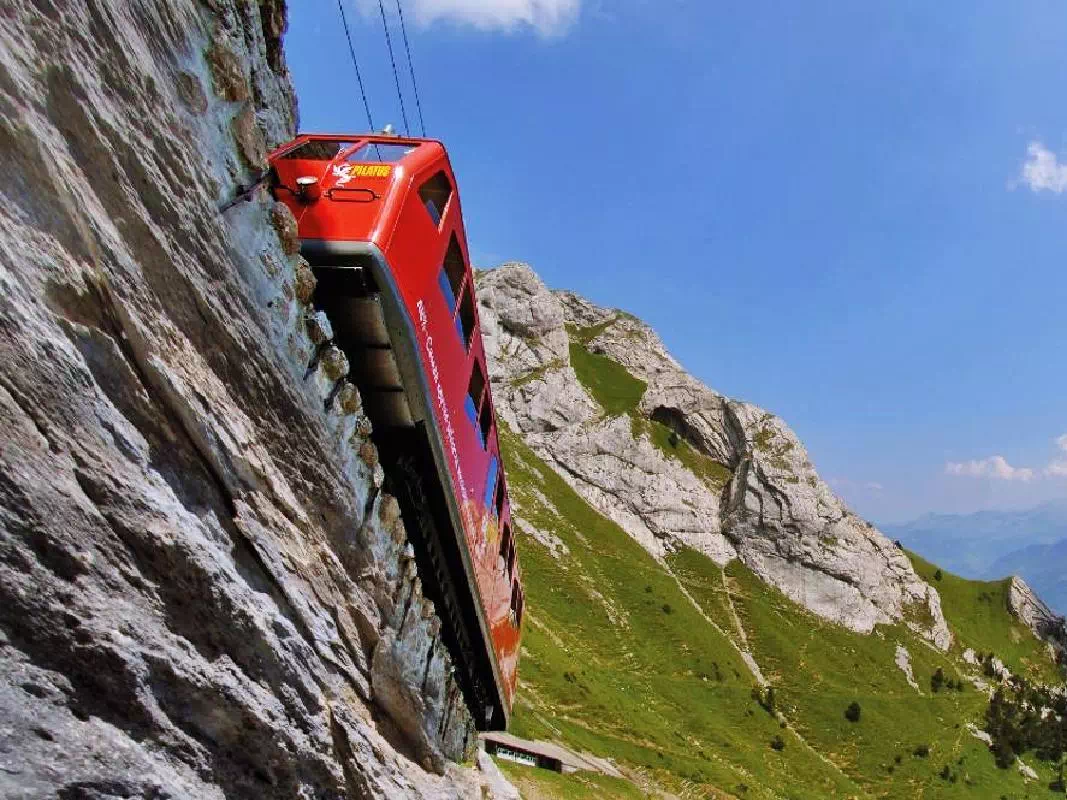 Private Lucerne and Mount Pilatus Day Tour from Zurich with Steepest Train Ride