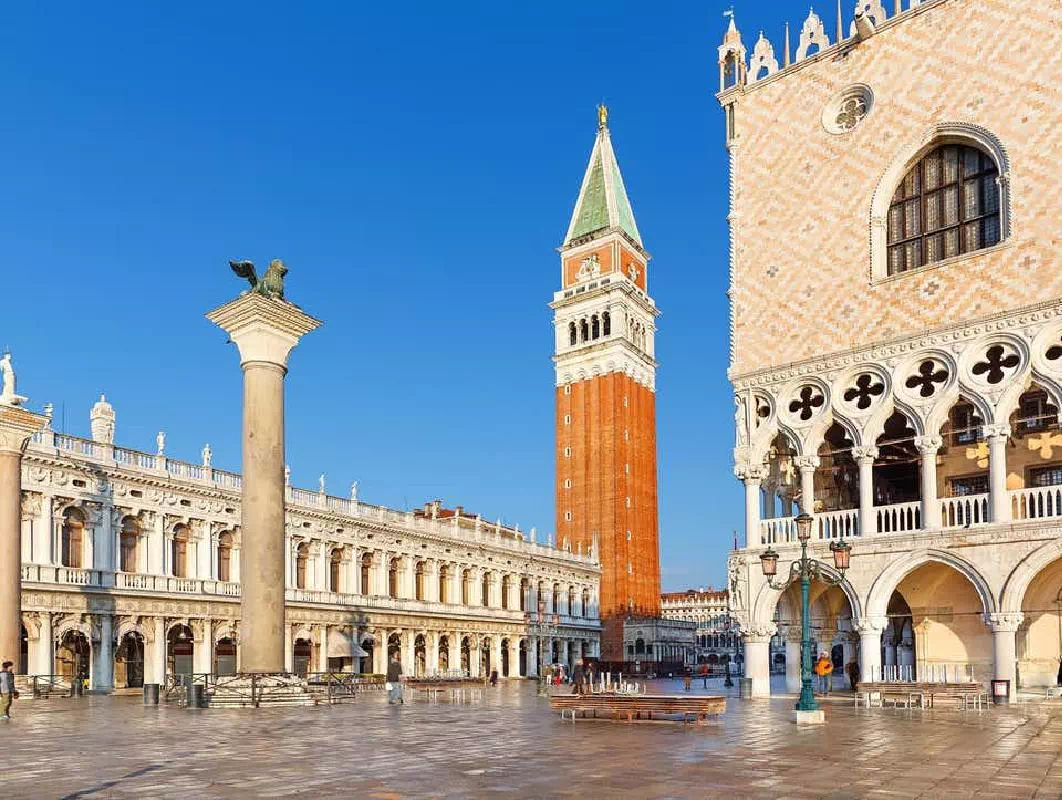 Venice Gondola Ride and Walking Tour with St. Mark's Basilica Fast Track Tickets