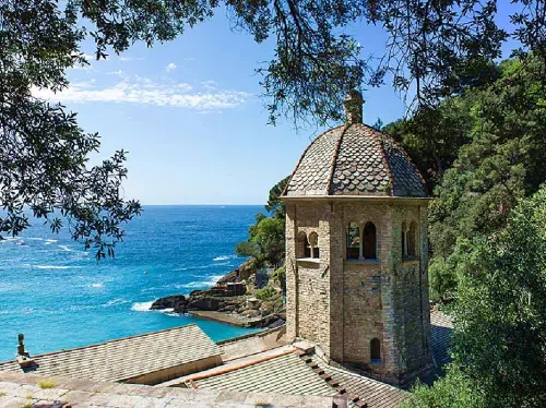 Portofino and San Fruttuoso Private Tour from Milan with Lunch and Wine Tasting