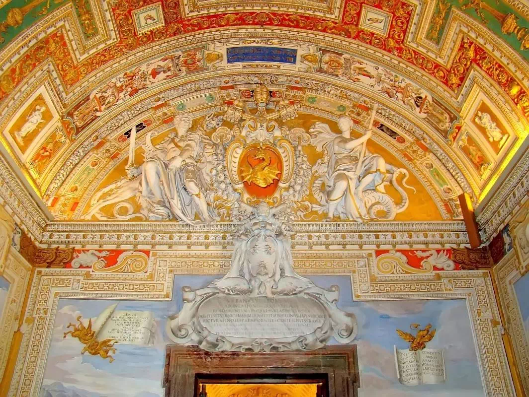Vatican Museums Tour Skip-the-Line with Sistine Chapel and St. Peter's Basilica