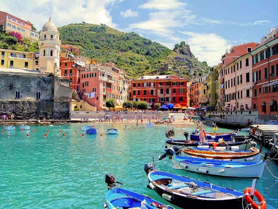 Private Cinque Terre Day Trip from Milan with Lunch