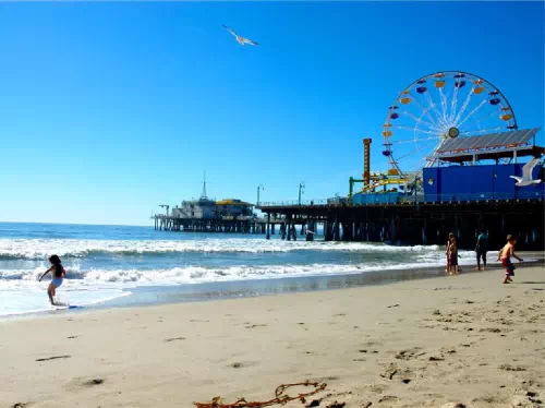 Los Angeles Guided Tour from Hollywood with Celebrity Homes & Santa Monica Beach