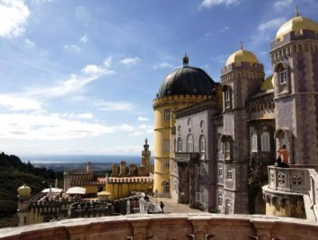 Lisbon and Sintra Full Day Private Tour with Pena Palace Visit