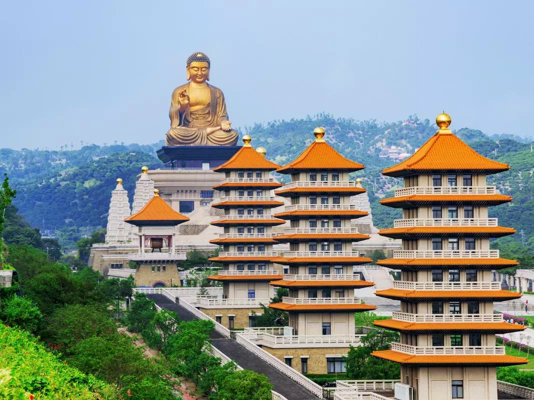 Fo Guang Shan Monastery Tour from Kaohsiung