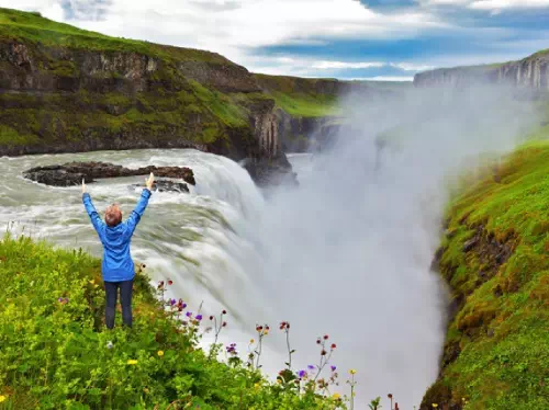 Golden Circle Full-Day Tour from Reykjavik with Multilingual Audio Guide