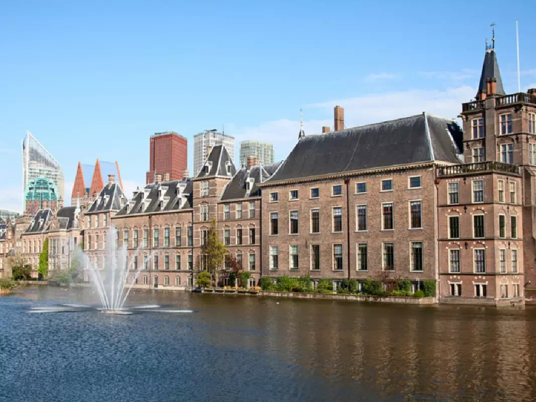 Rotterdam, Delft, and The Hague Small Group Tour from Amsterdam with Cruise