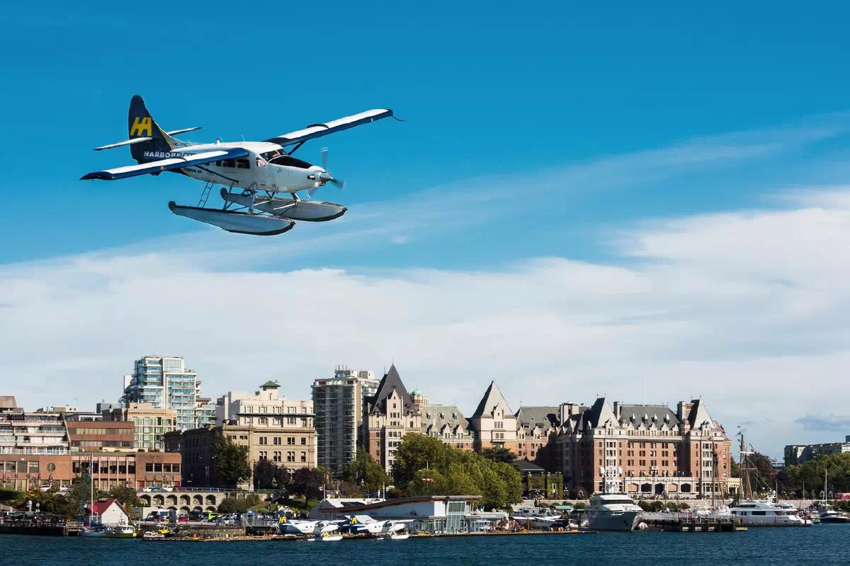 Victoria Seaplane Adventure from Vancouver with Butchart Gardens Coach Tour