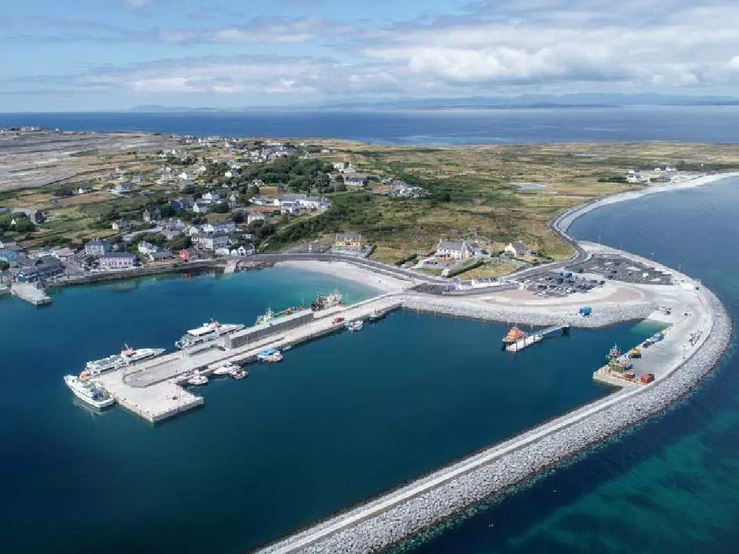 Galway to Inis Mor Ferry and Bus Transfer