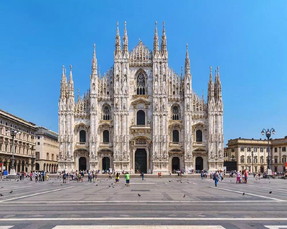 Milan Walking Tour with Duomo and The Last Supper Skip-the-Line Tickets