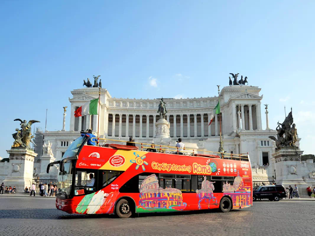 Rome Hop On Hop Off Bus Ticket with Colosseum & Roman Forum Fast Track Entry