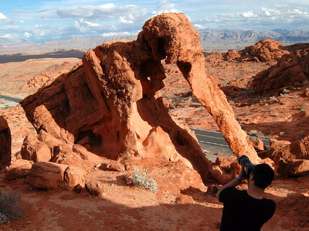 Valley of Fire Sightseeing Tour & Lost City Museum Admission