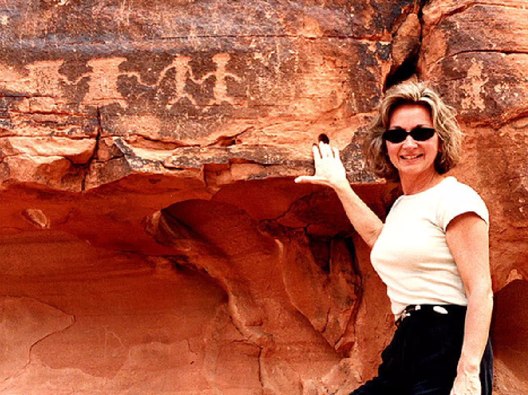 Valley of Fire Sightseeing Tour & Lost City Museum Admission