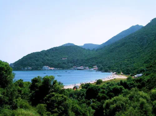 Arrabida Natural Park Half-Day Private Tour from Lisbon with Wine Tasting