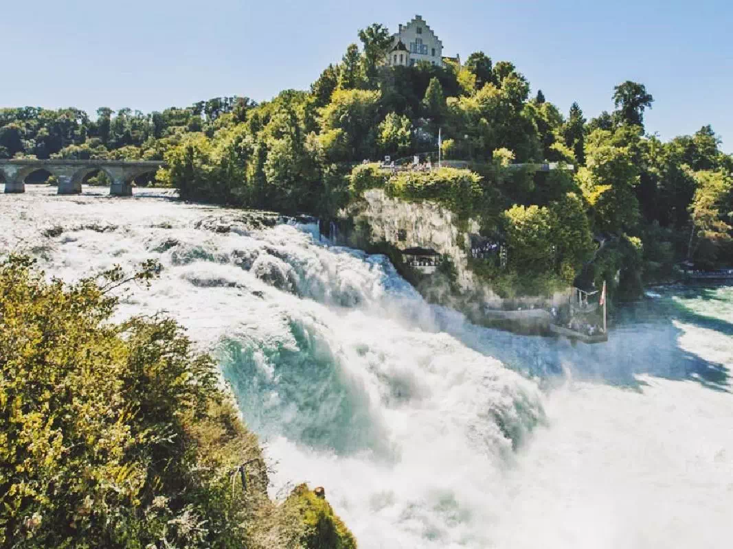 SUPER SAVER: Zurich City Guided Tour with Rhine Falls and Cogwheel Train Ride