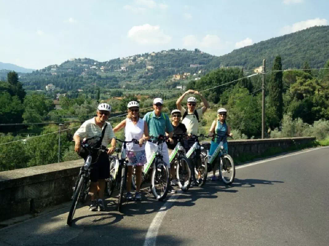 Tuscany from Florence Evening Tour by Electric Bike with Organic Farm Dinner
