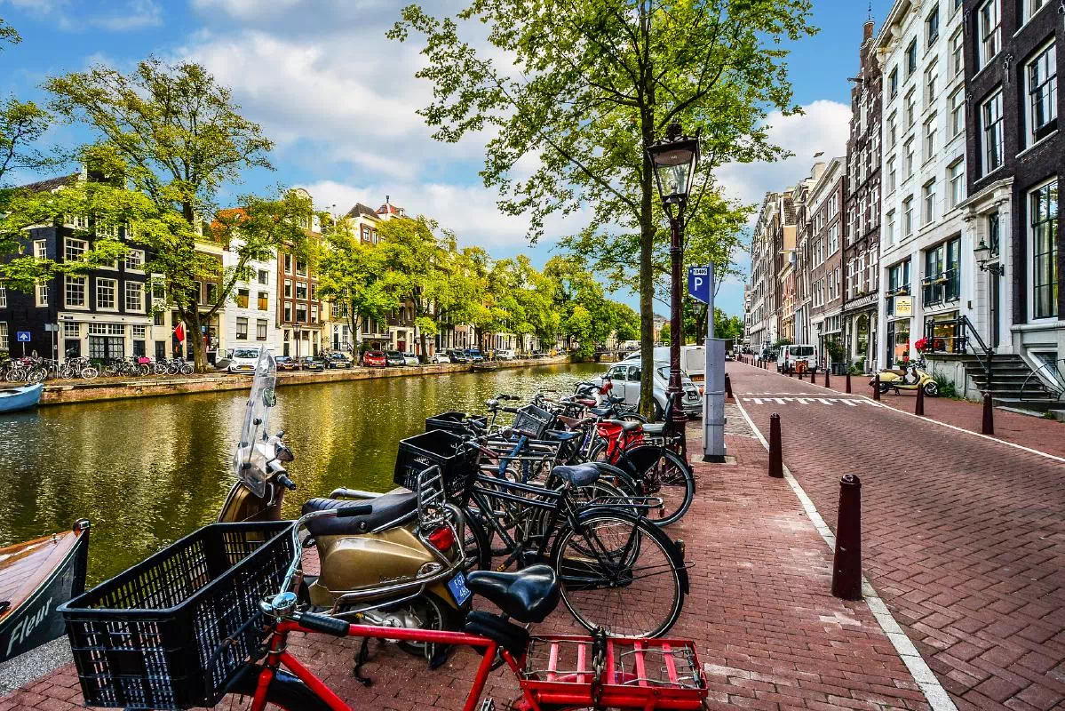 Amsterdam Private Half Day Bike Tour