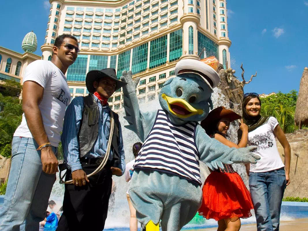 Sunway Lagoon Theme Park Full Day Private Tour from Kuala Lumpur