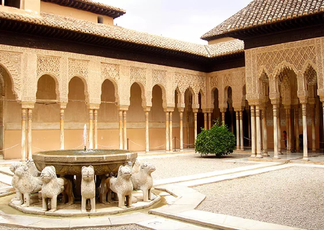 Cordoba, Seville, Granada and Toledo 4-Day Tour from Madrid