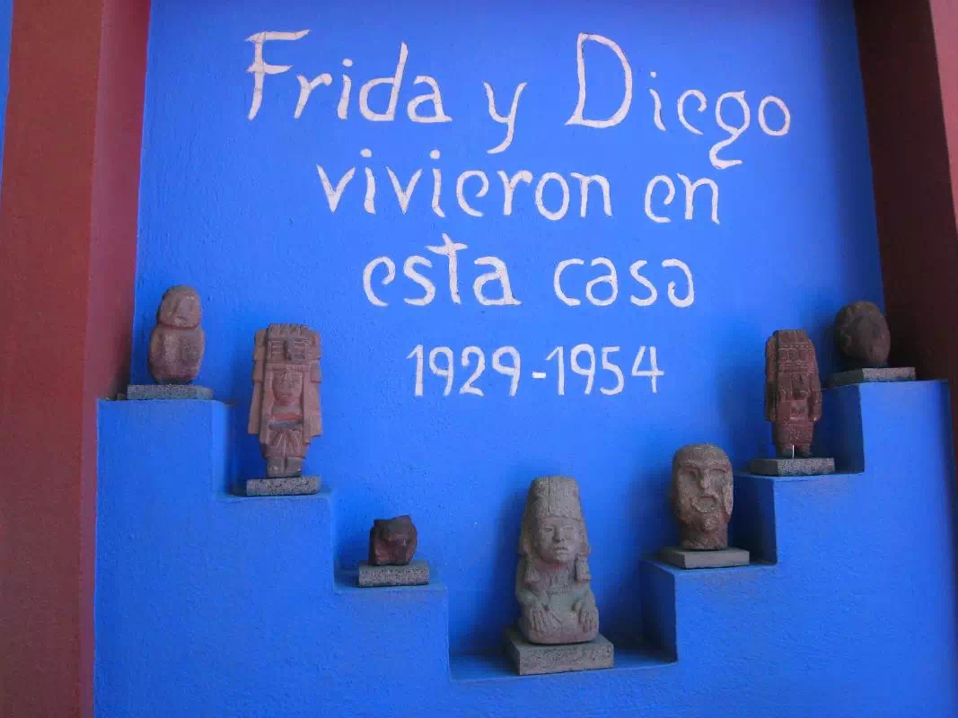 2-Day Mexico City Tour (Teotihuacan Pyramids, Frida Kahlo Museum, and More)