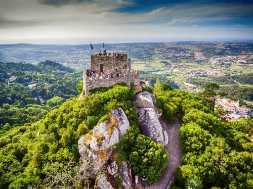 Sintra, Obidos, and Fatima Private Full Day Tour from Lisbon