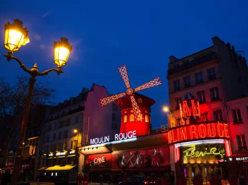 Eiffel Tower Dinner, Seine River Cruise and Moulin Rouge Show with Champagne
