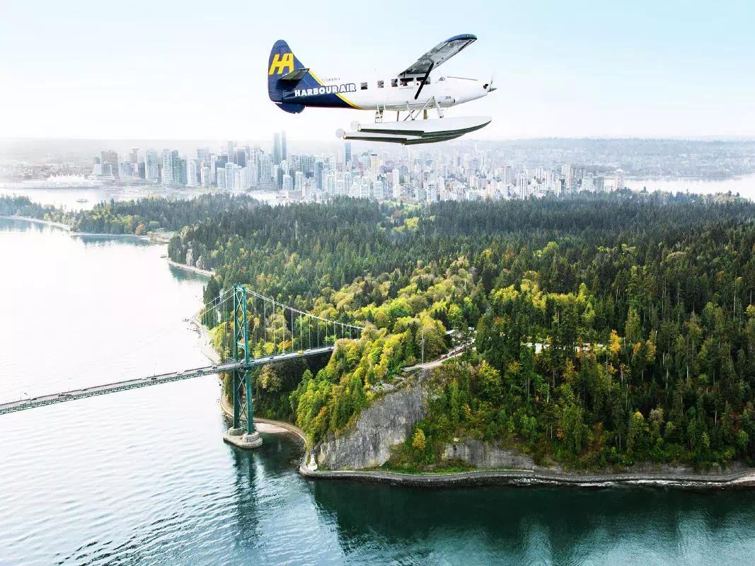 Vancouver and Whistler 35-Minute Seaplane Sightseeing Tour