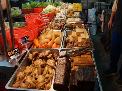 Half Day Taipei Food Tour with Raohe Night Market Visit and Bubble Tea Tasting