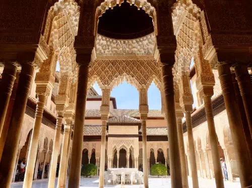 Alhambra and Generalife Palace Full Day Tour from Malaga 