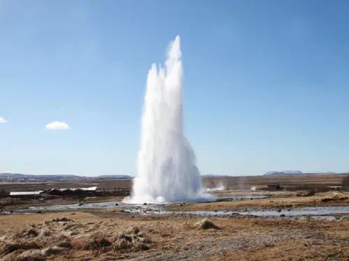 Reykjavik City Sightseeing Full Day Tour with Golden Circle of Iceland Visit