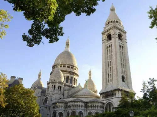 Skip the Line Eiffel Tower, Montmartre and Seine Cruise with Hotel Transfers