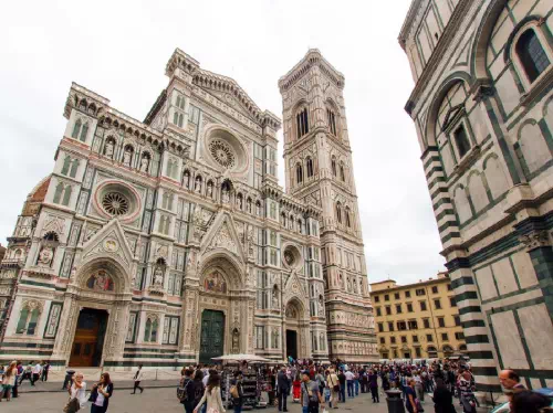 Florence Small Group Walking Tour with Accademia Gallery Skip-the-Line Access