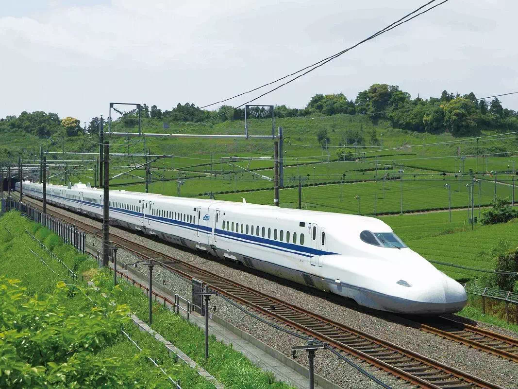 Tokyo to Kyoto 1-Day Tour by Shinkansen with Fushimi Inari & Kiyomizu-dera Visit