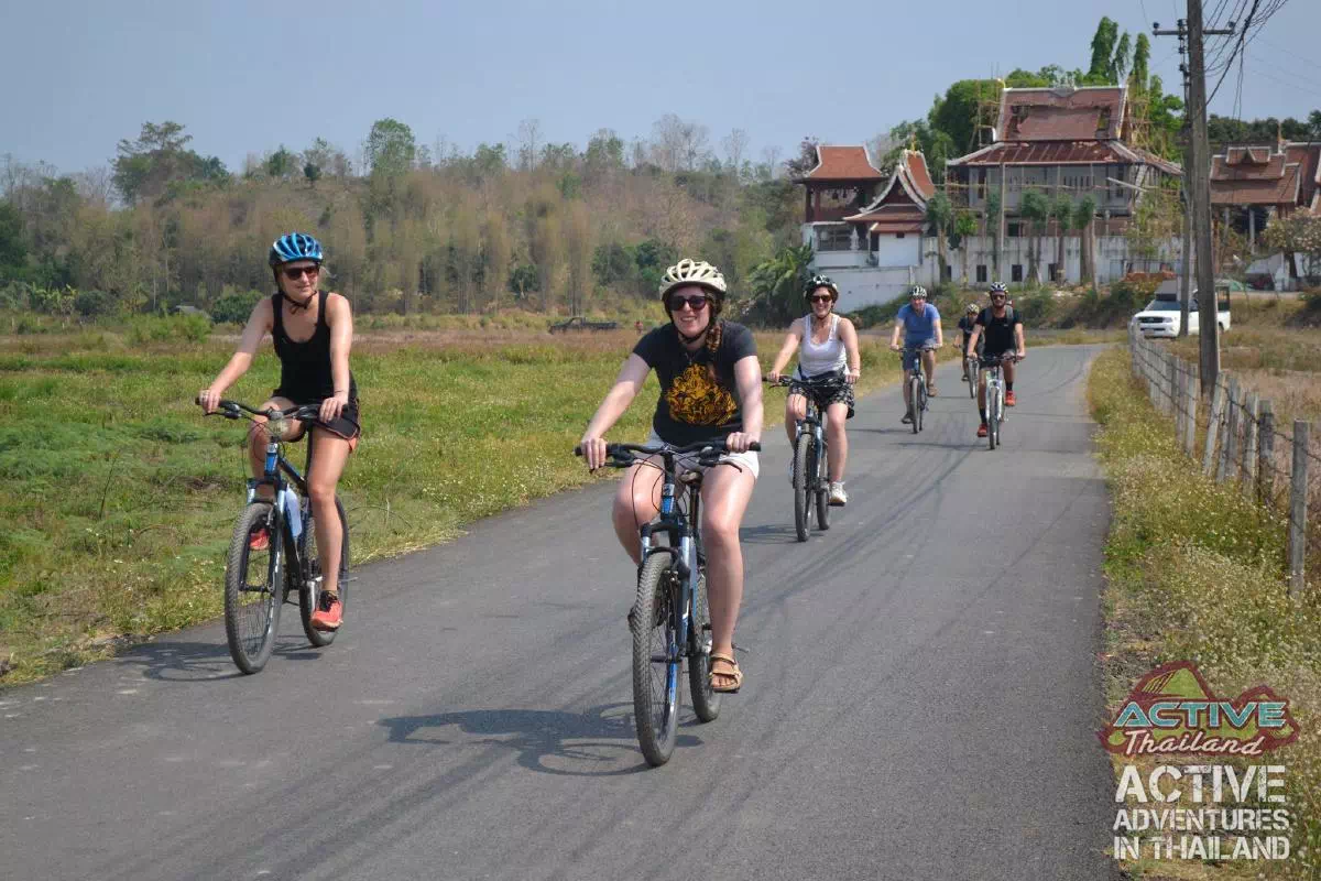 Mae Sa Valley Hiking and Biking Tour from Chiang Mai