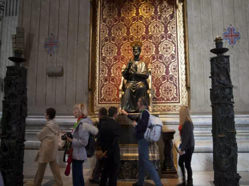 St. Peter’s Basilica VIP Tour with Dome Climb and Vatican Crypt Visit