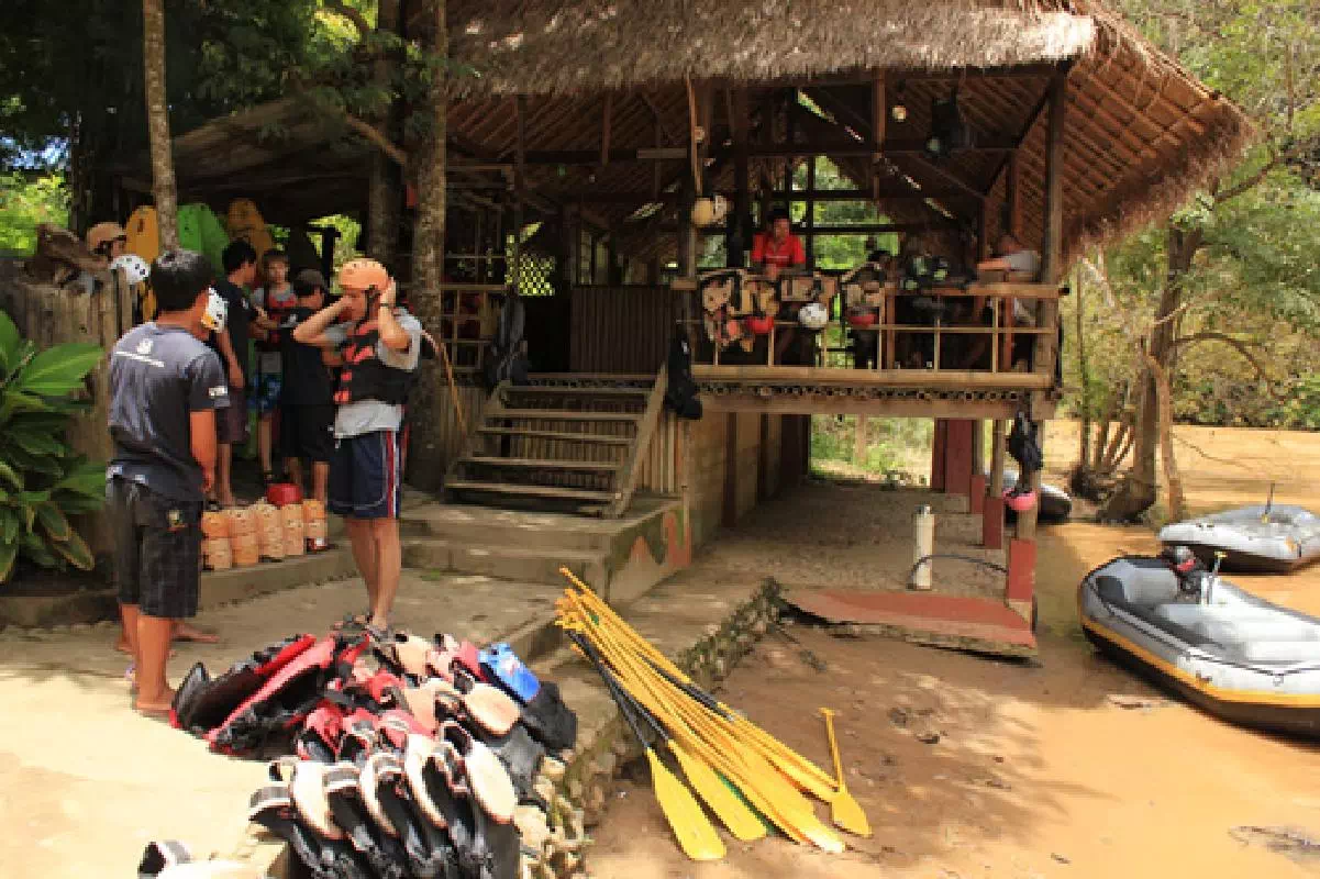 Mae Taeng Bike Tour and Raft Adventure from Chiang Mai