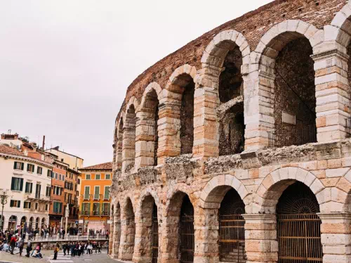 Verona and Amarone One Day Tour from Venice including Wine Tasting