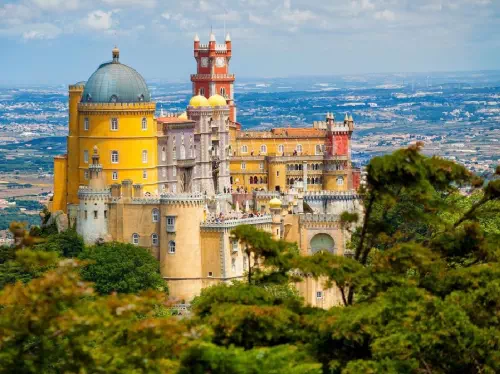 Private Day Tour of Sintra and Cascais from Lisbon with Optional Wine Tasting