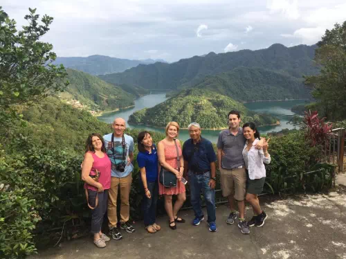 Customized Taipei Tour in a Day with Private English-Speaking Guide