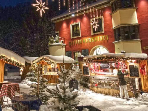 Austrian Christmas Markets at Lake Wolfgang from Salzburg