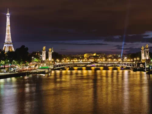 Bateaux Mouches Dinner Cruise in Paris along the Seine River