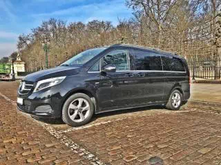 Brussels to Leuven Transfer by Private Mini Van (4-7 Passengers)