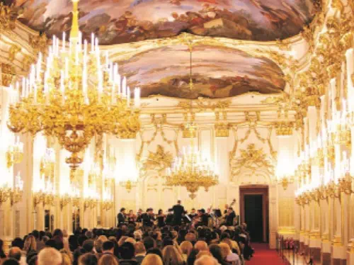 Vienna Schoenbrunn Palace Tour and Concert