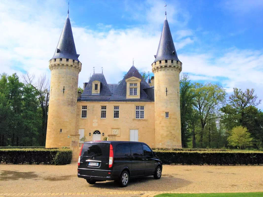 Medoc and Saint-Emilion Full Day Wine Tour from Bordeaux with Wine Tasting