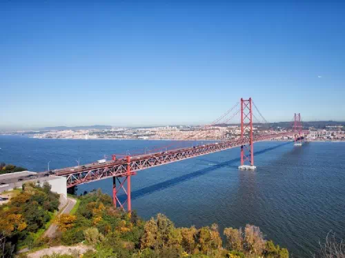 Lisbon 24-Hour Hop-On Hop-Off Sightseeing Cruise on the Tagus River